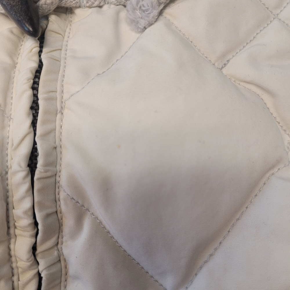 Eddie Bauer Women's White Gray Quilted Down Vest With Toggles Size Medium - Picture 9 of 12